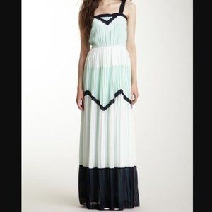 Pleated Maxi Dress mint green, white